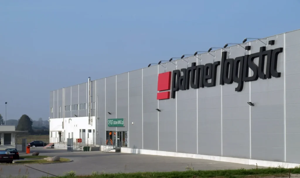 LOGISTIC SERVICES - Partner Logistic